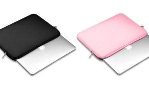 Sử dụng túi chống sốc để tránh va đập cho Macbook